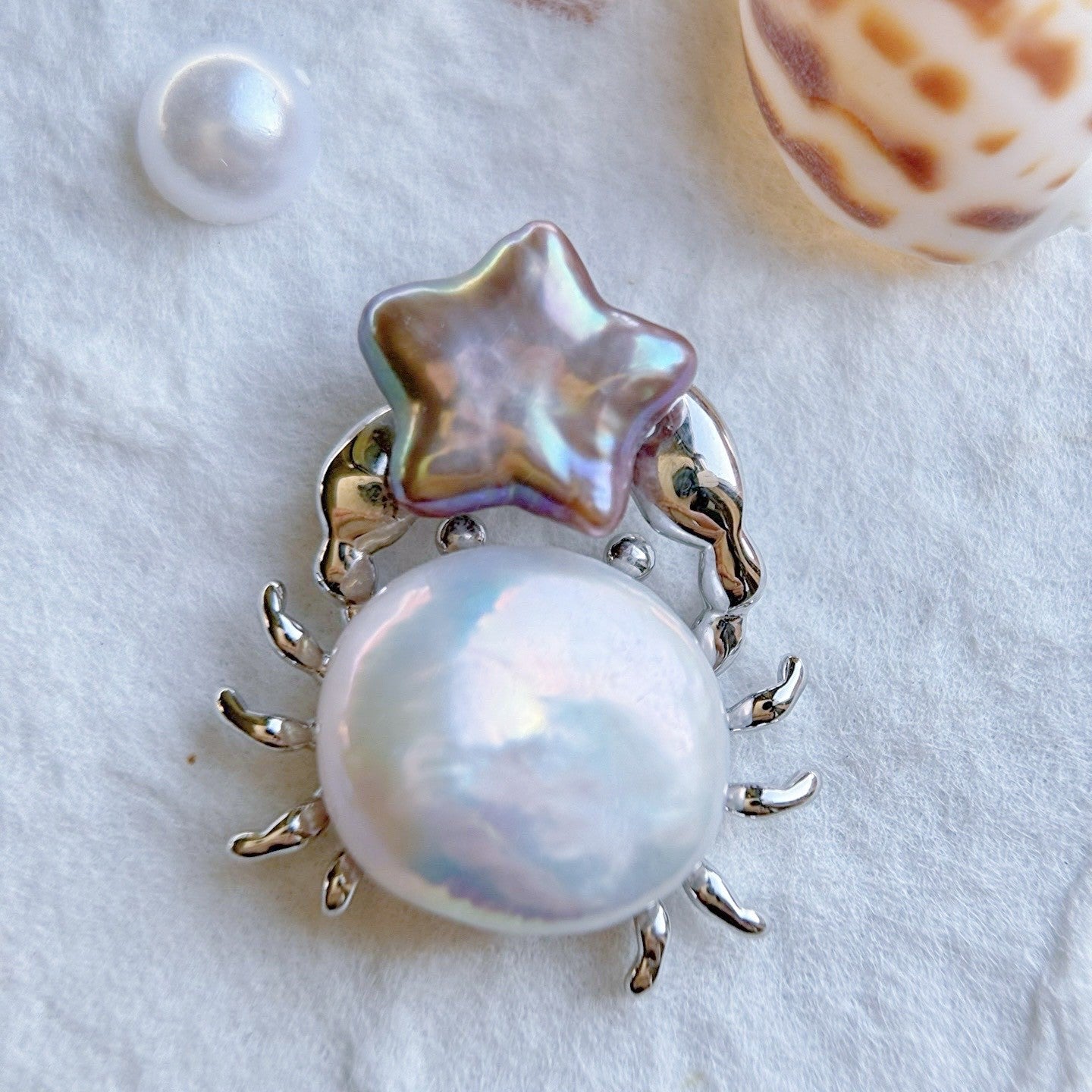 Pearl Crab Pendant (Free 925 Sterling Silver Chain)